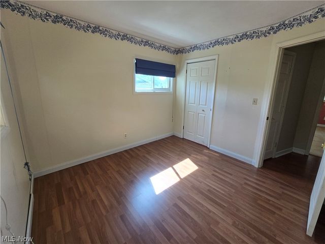 3923 Lake Road, Youngstown, OH 44511