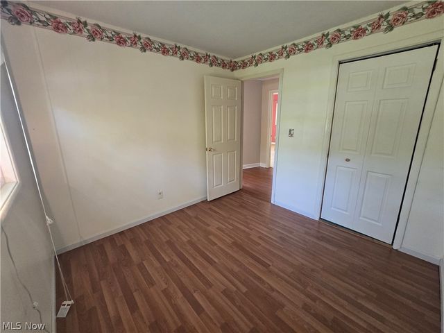 3923 Lake Road, Youngstown, OH 44511
