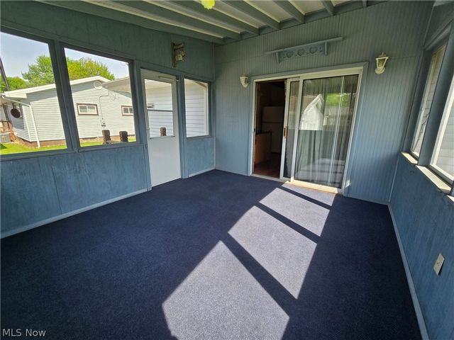 3923 Lake Road, Youngstown, OH 44511