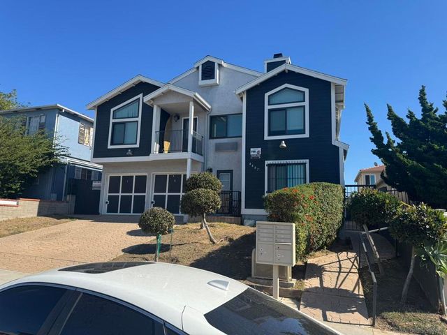 4447 49th Street, San Diego, CA 92115