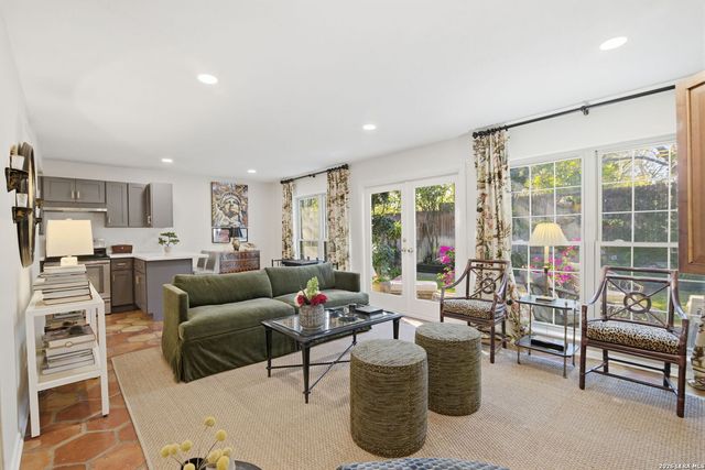 1045 Shook Ave Apt 164, San Antonio, TX 78212