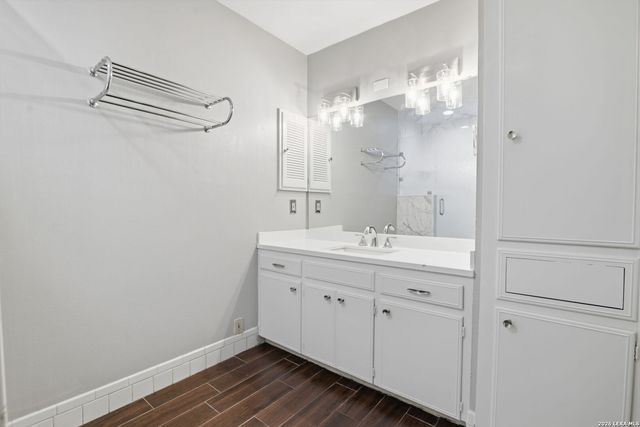 1045 Shook Ave Apt 164, San Antonio, TX 78212