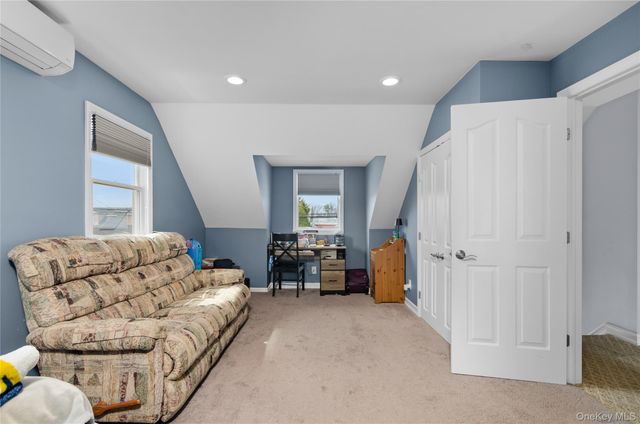 130 Lesoir Avenue, Floral Park, NY 11001