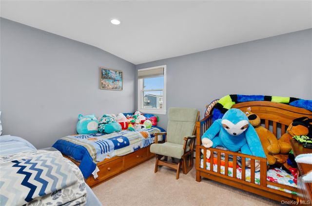 130 Lesoir Avenue, Floral Park, NY 11001