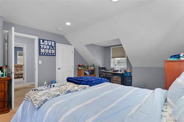 130 Lesoir Avenue, Floral Park, NY 11001