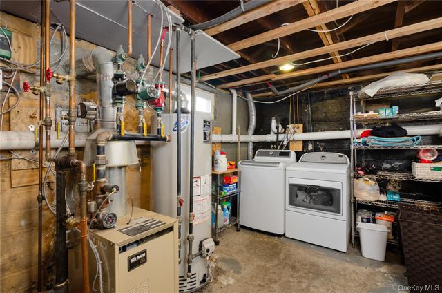 130 Lesoir Avenue, Floral Park, NY 11001