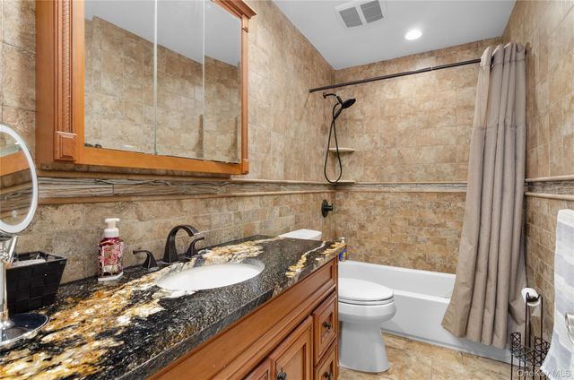 130 Lesoir Avenue, Floral Park, NY 11001