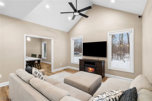 39600 Aurora Road, Solon, OH 44139