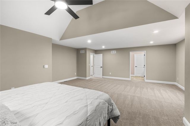 39600 Aurora Road, Solon, OH 44139