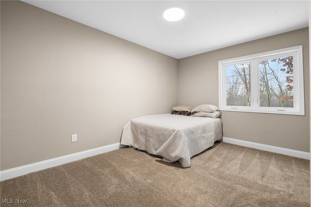 39600 Aurora Road, Solon, OH 44139