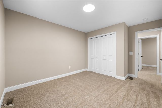 39600 Aurora Road, Solon, OH 44139