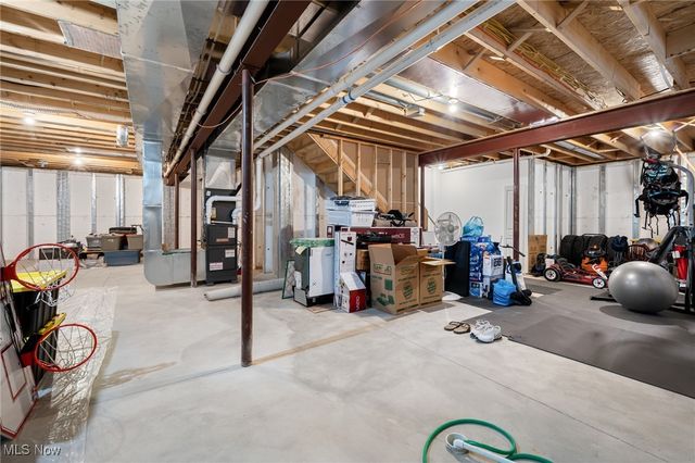 39600 Aurora Road, Solon, OH 44139