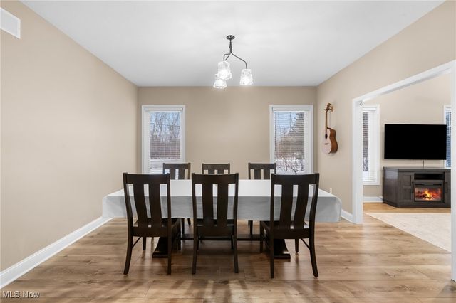 39600 Aurora Road, Solon, OH 44139