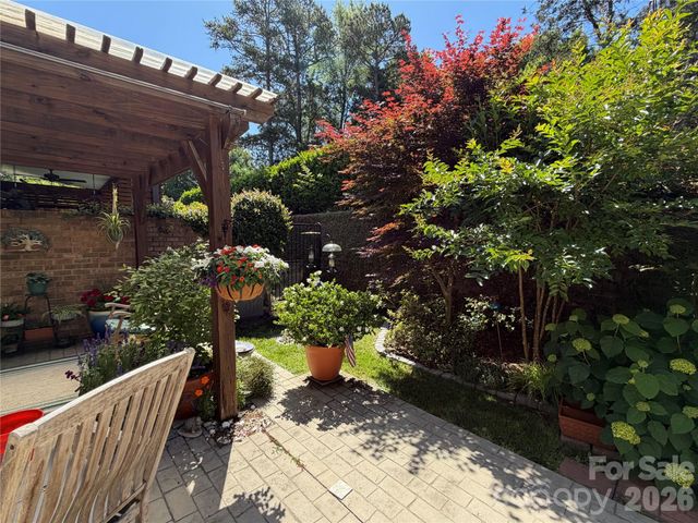 5109 Pansley Drive, Charlotte, NC 28226