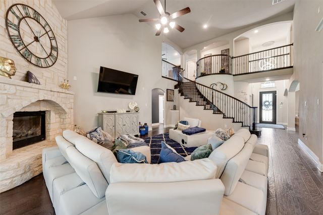 710 Minecreek Court, Mansfield, TX 76063
