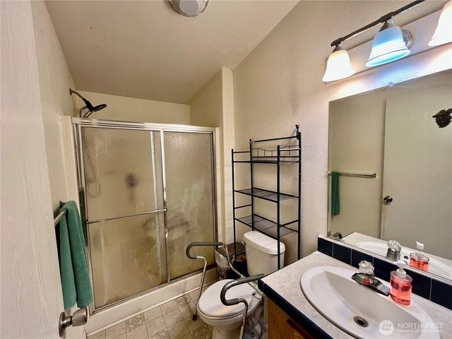 41 Allen Dr, Sequim, WA 98382