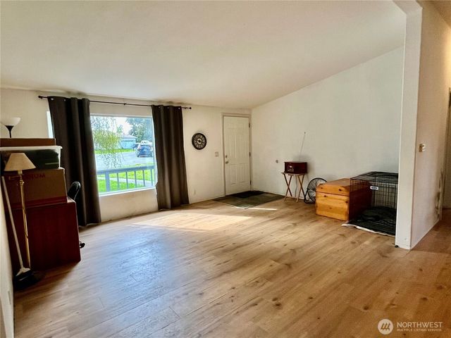 41 Allen Dr, Sequim, WA 98382