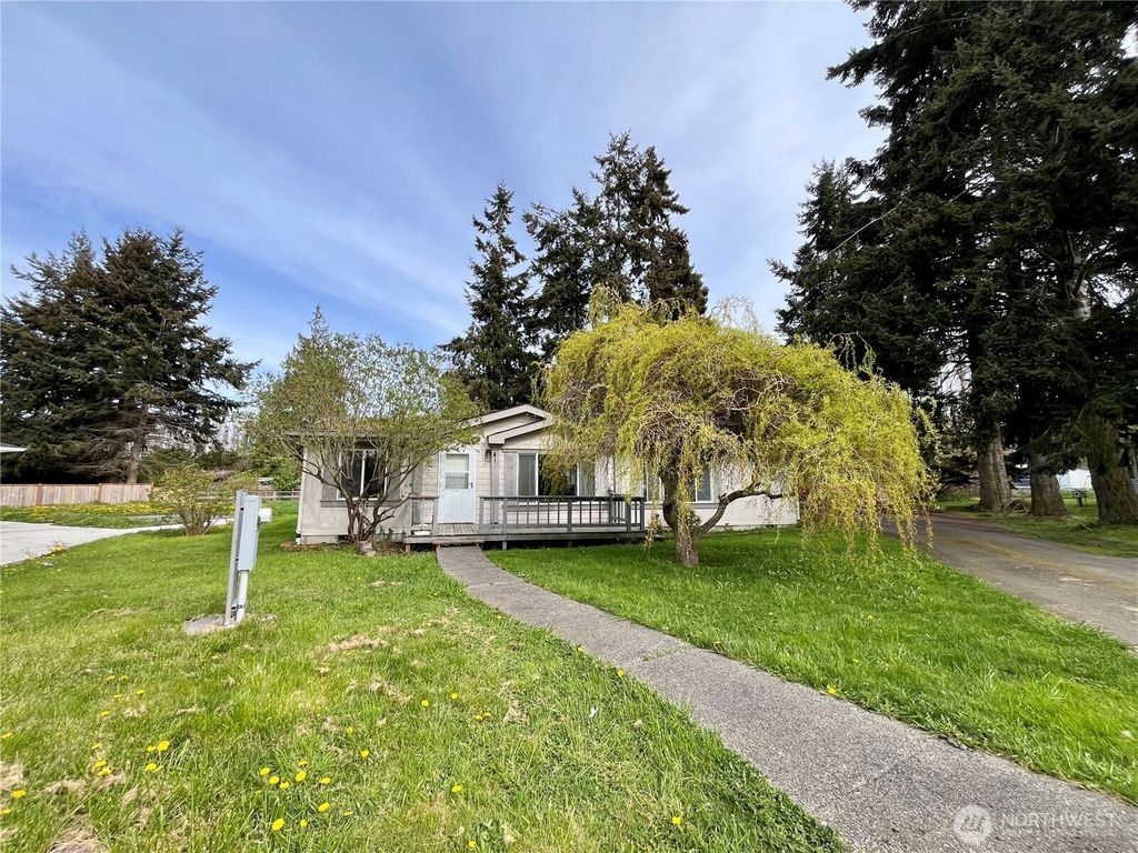 41 Allen Dr, Sequim, WA 98382