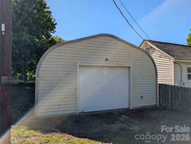 3462 Roberta Road, Concord, NC 28027