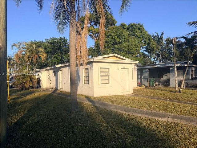 2431 NW 9th St, Fort Lauderdale, FL 33311