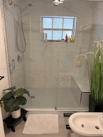4947 SW 143rd Ave, Miami, FL 33175