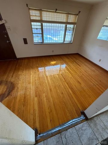 2719 Keokuk Street, St Louis, MO 63118