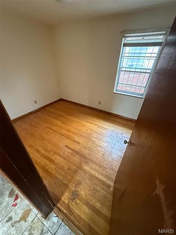 2719 Keokuk Street, St Louis, MO 63118