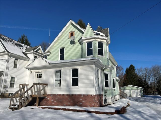 591 PENN Street, Linesville, PA 16424