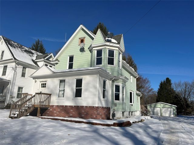 591 PENN Street, Linesville, PA 16424