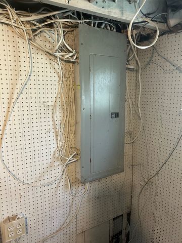 591 PENN Street, Linesville, PA 16424