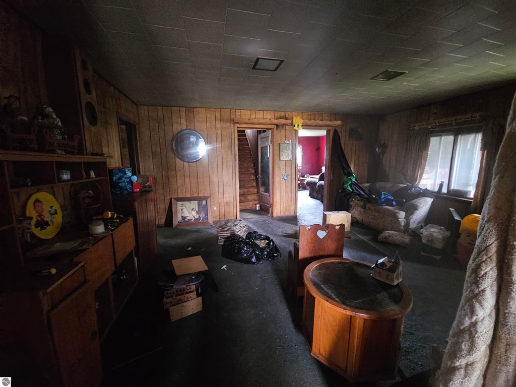 Image 23 of property listing at 2353 W Rosebush Road, Weidman, MI 48893