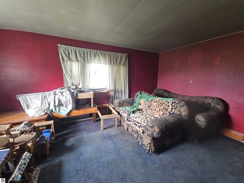 Image 25 of property listing at 2353 W Rosebush Road, Weidman, MI 48893