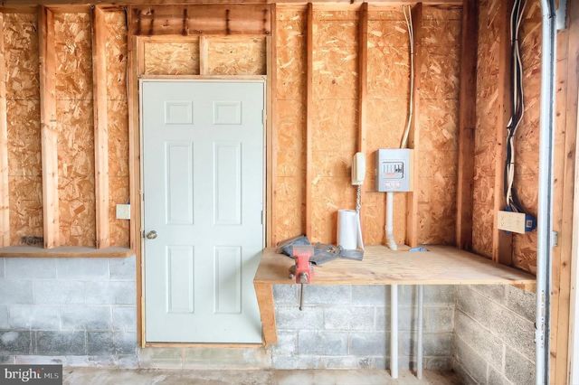 800 KENDALE RD, Red Lion, PA 17356