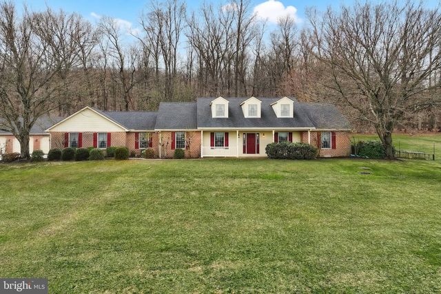 800 KENDALE RD, Red Lion, PA 17356