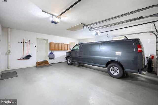 800 KENDALE RD, Red Lion, PA 17356