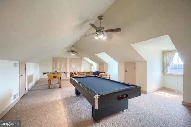 800 KENDALE RD, Red Lion, PA 17356