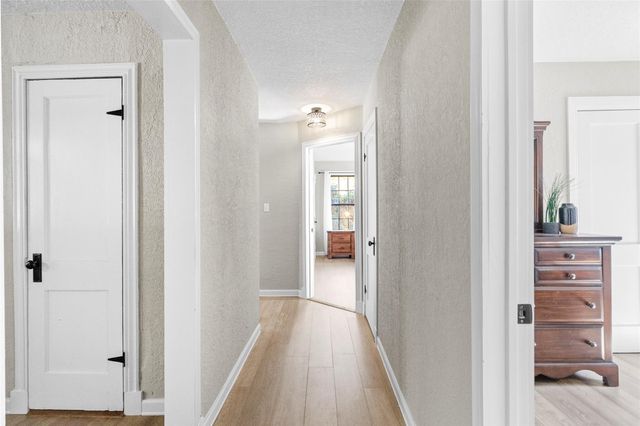 407 W Walt Davis Drive W, Woodville, TX 75979