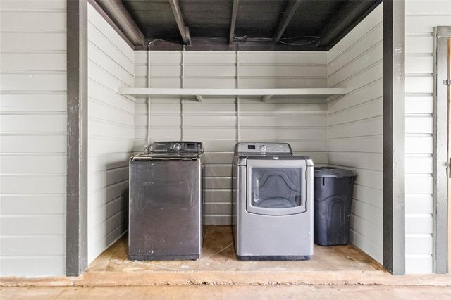 407 W Walt Davis Drive W, Woodville, TX 75979