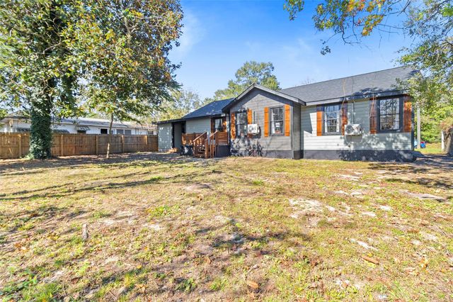 407 W Walt Davis Drive W, Woodville, TX 75979