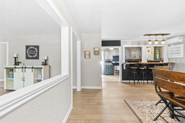 407 W Walt Davis Drive W, Woodville, TX 75979