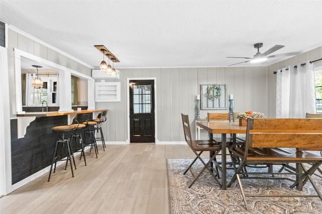 407 W Walt Davis Drive W, Woodville, TX 75979