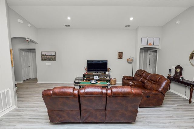 1119 ARUBA AVENUE, Mulberry, FL 33860