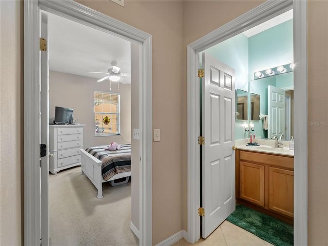 4172 LENOX BOULEVARD, Venice, FL 34293