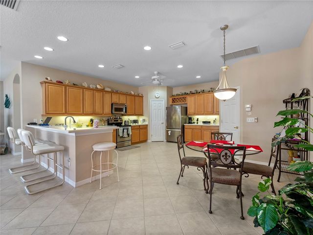 4172 LENOX BOULEVARD, Venice, FL 34293