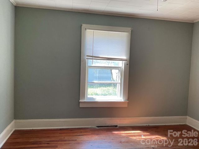 1311 Dekalb Street S, Shelby, NC 28152