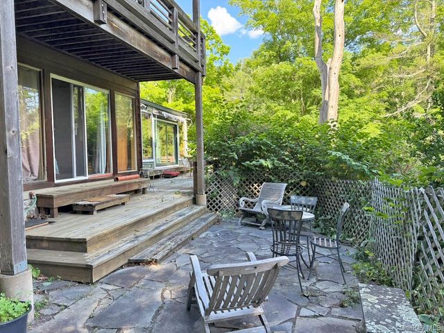 11 Nordic Drive, Woodstock, NY 12498