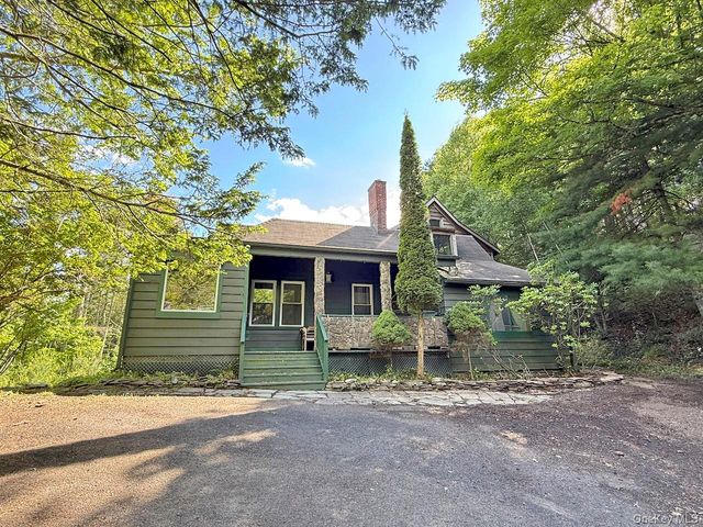 11 Nordic Drive, Woodstock, NY 12498