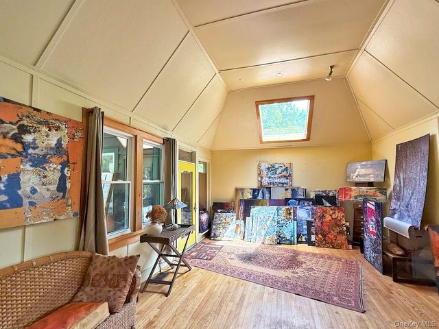 11 Nordic Drive, Woodstock, NY 12498