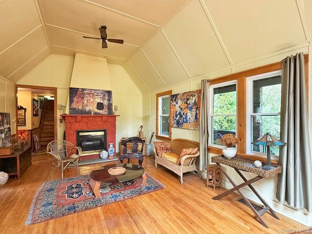 11 Nordic Drive, Woodstock, NY 12498