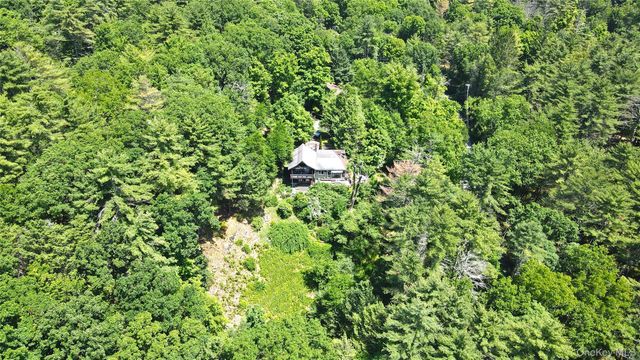 11 Nordic Drive, Woodstock, NY 12498
